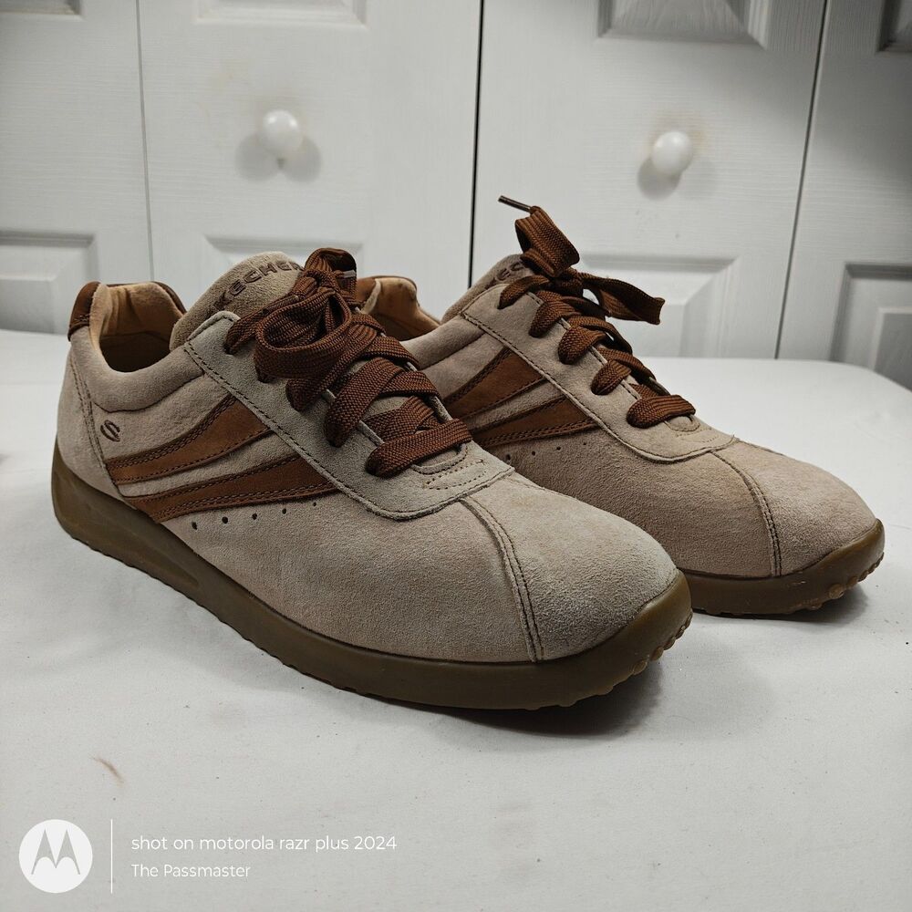 VTG Men's SKECHERS Retro Suede Sneakers US Size 11